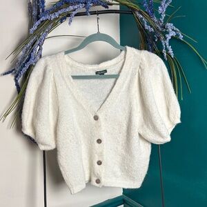 Wild fable sm Elegant White Button-Up Women's Sweater